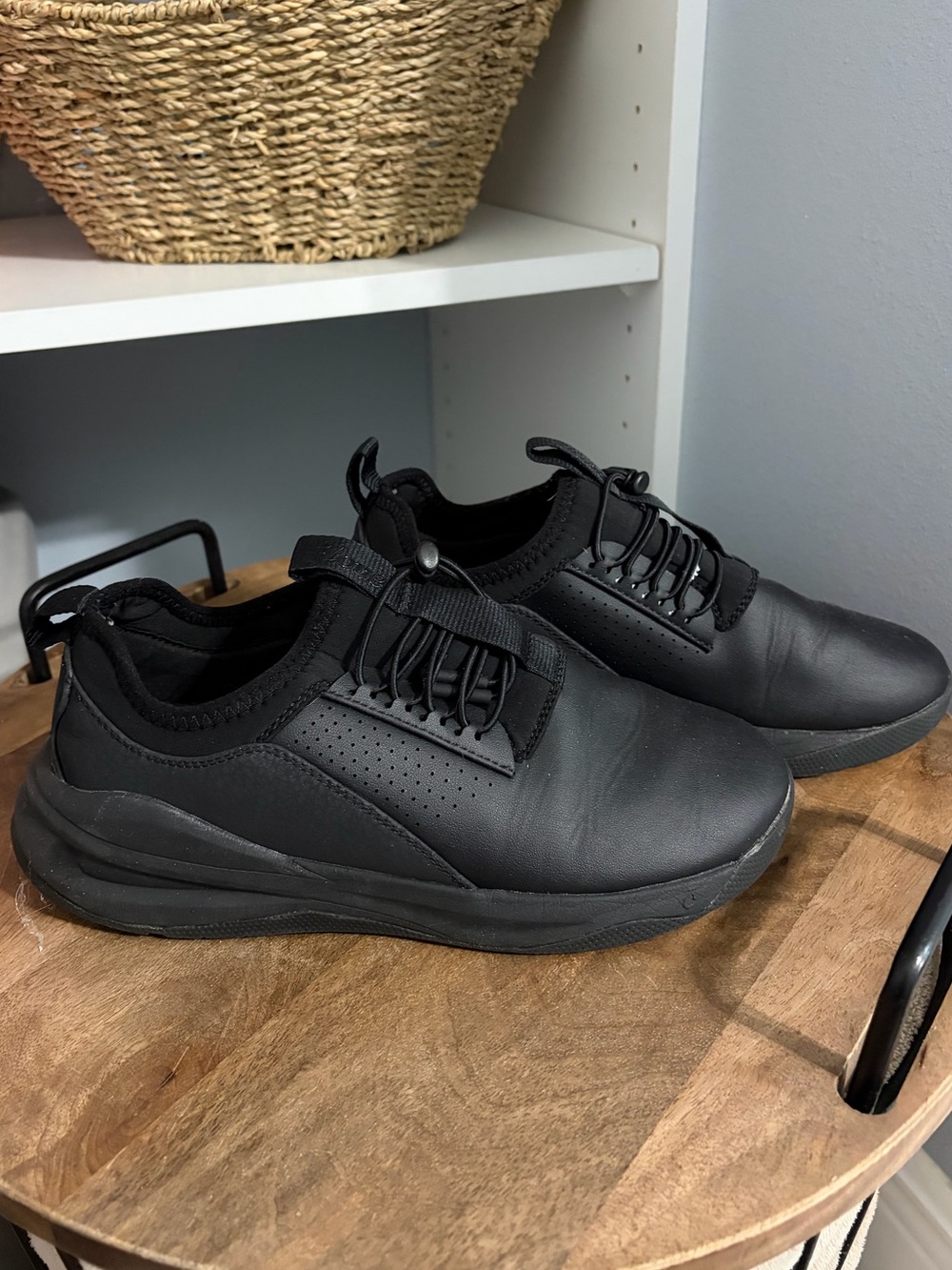 Clove shoes size 8